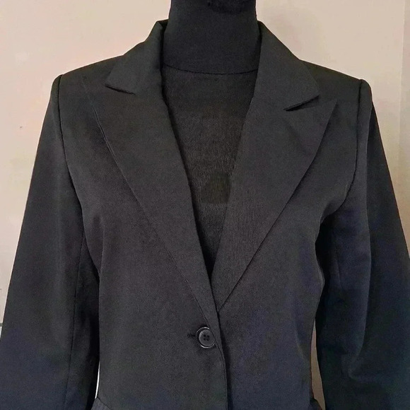 Black Blazer with Animal Print Cuffs Size Small - Picture 7 of 13